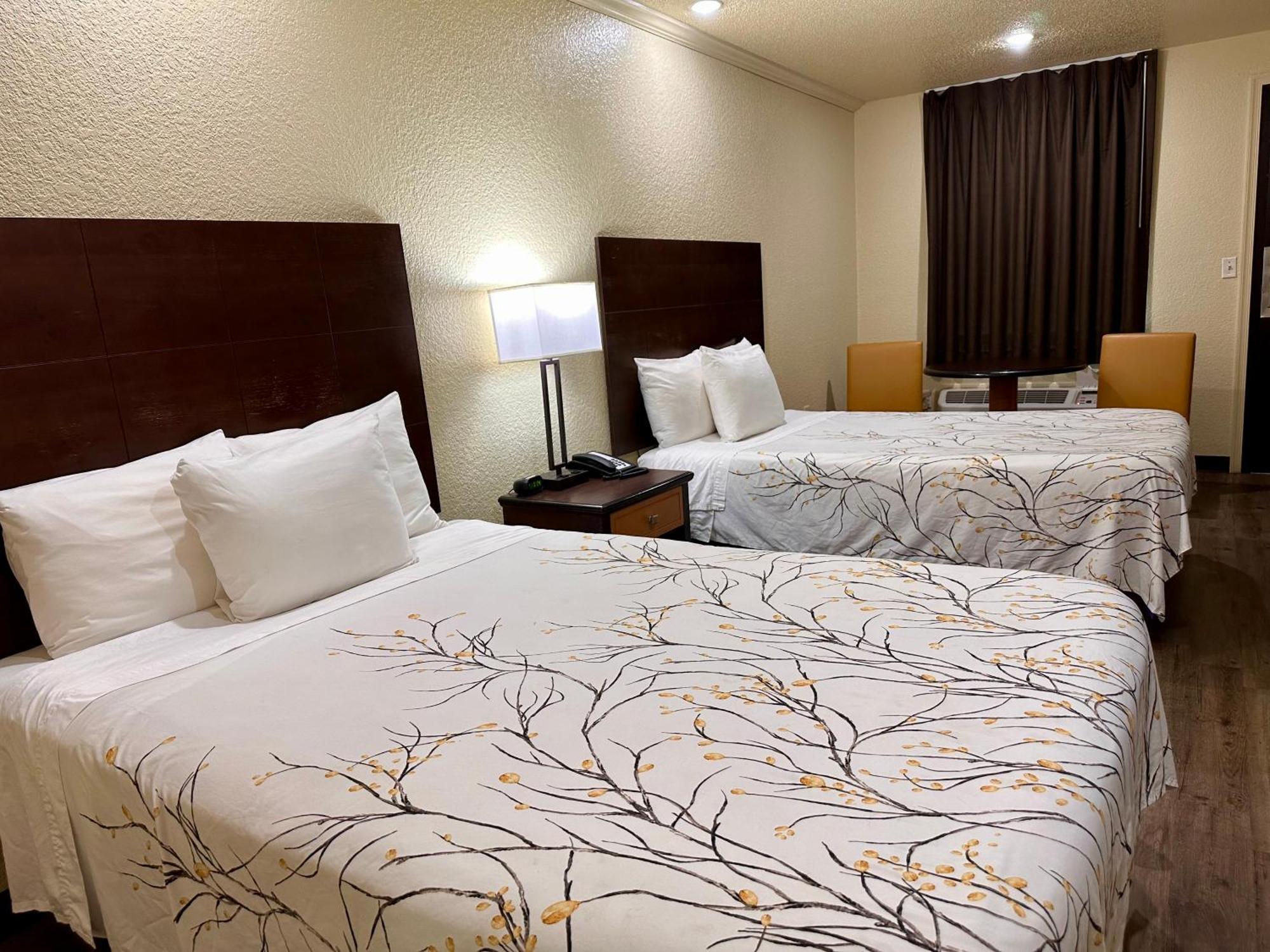 Travelers Inn Elizabeth City Eksteriør billede